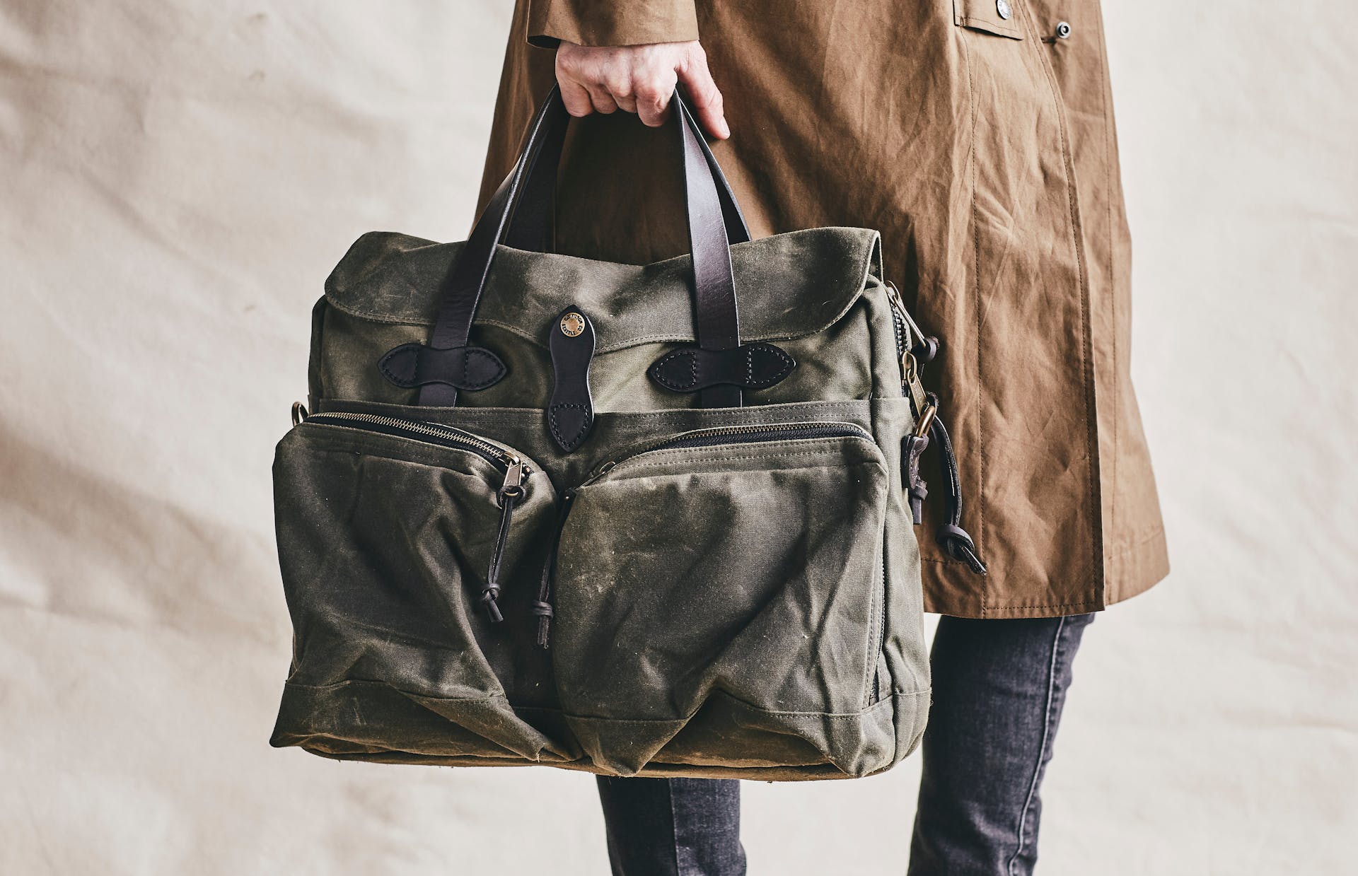 24 hour tin briefcase