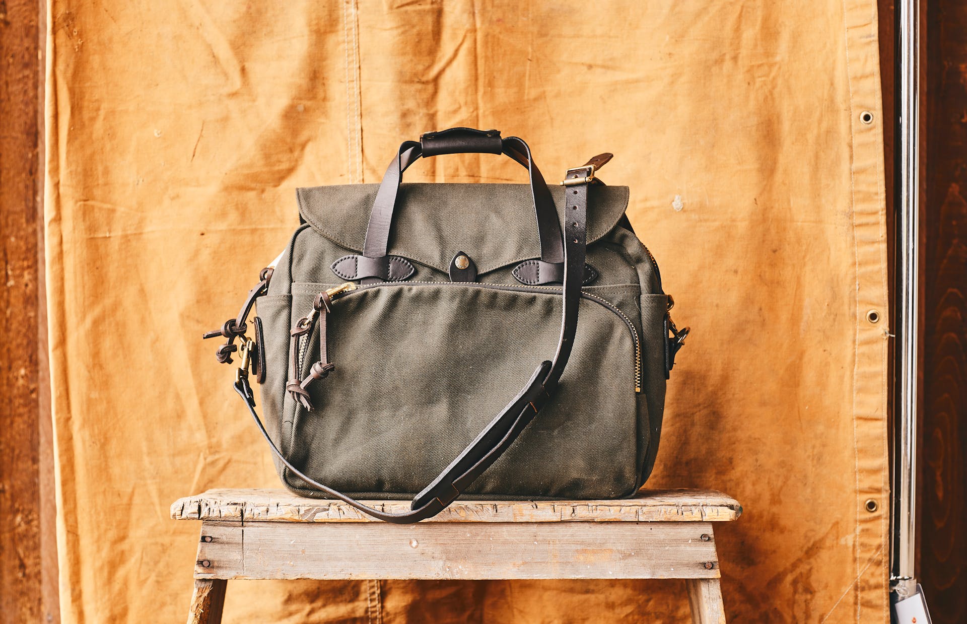 filson laptop backpack